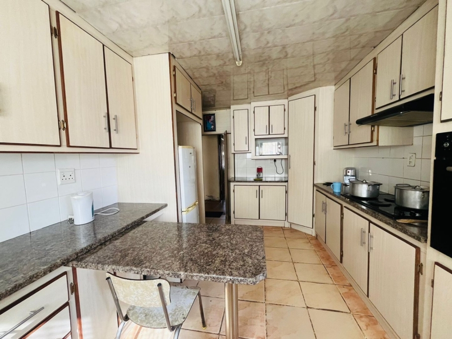 4 Bedroom Property for Sale in Motse Papiki Moilwa Free State